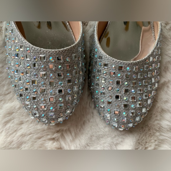✨Girls Sparkly Dress Shoes Badgley Mischka✨ - Picture 4 of 10